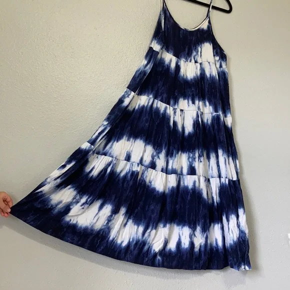 Chris and Carol tie dye dress - Picture 2 of 5
